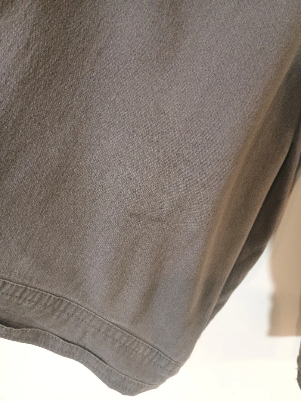 Kuhl Women's Casual Cargo Shorts in Dark Gray - Picture 13 of 14